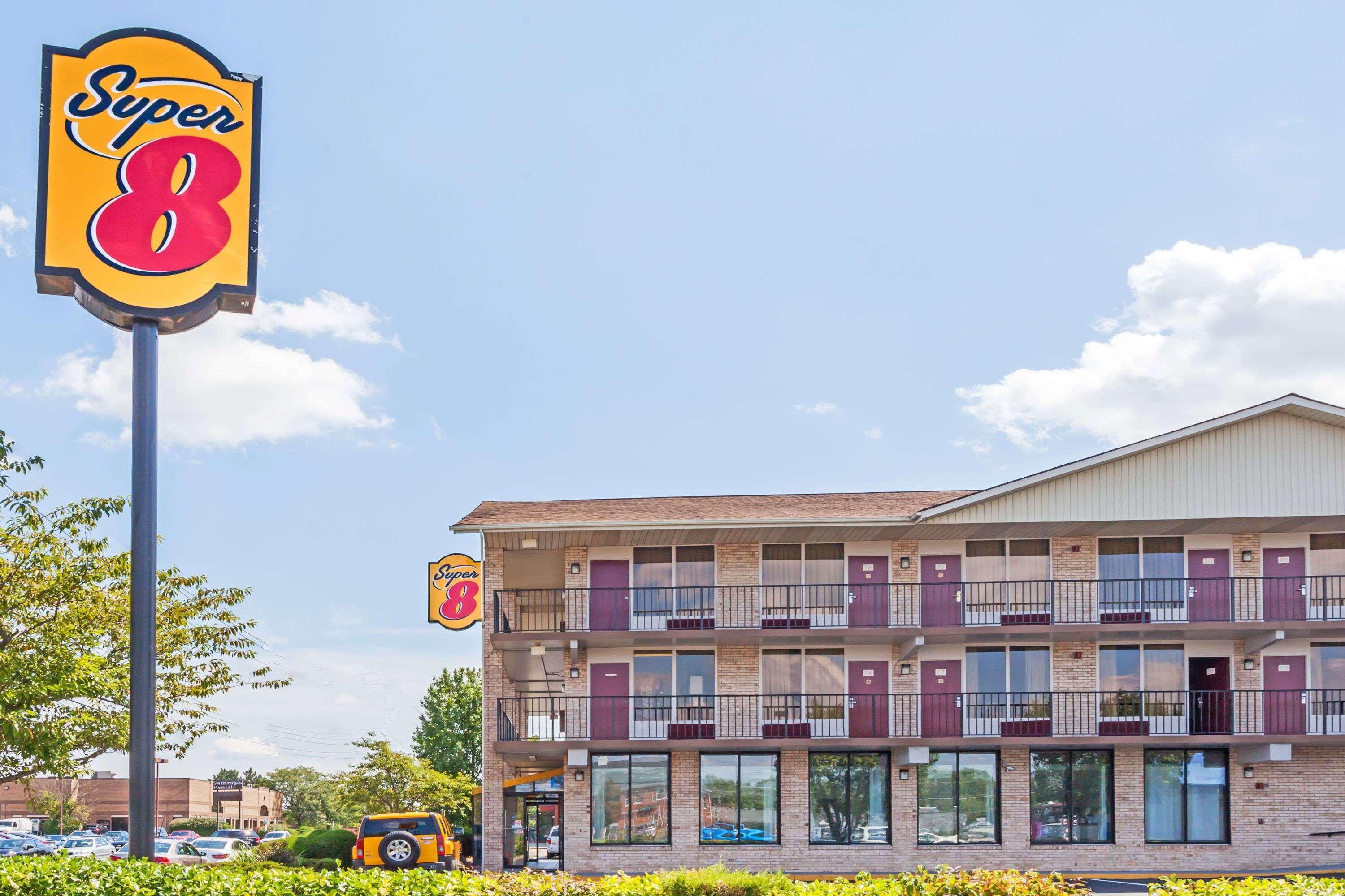 Super 8 By Wyndham Manassas Hotel Buitenkant foto